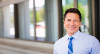 Dr. Erick Hung